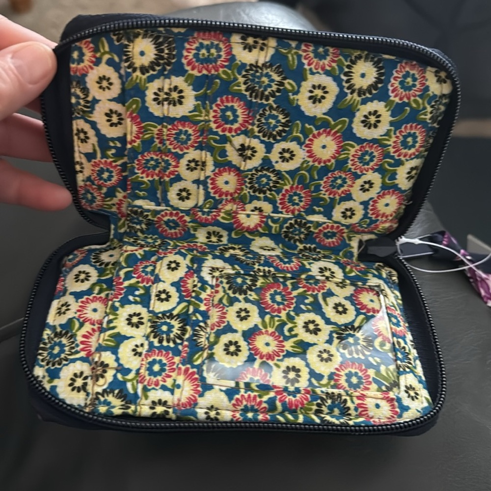 wallet - Picture 3 of 3